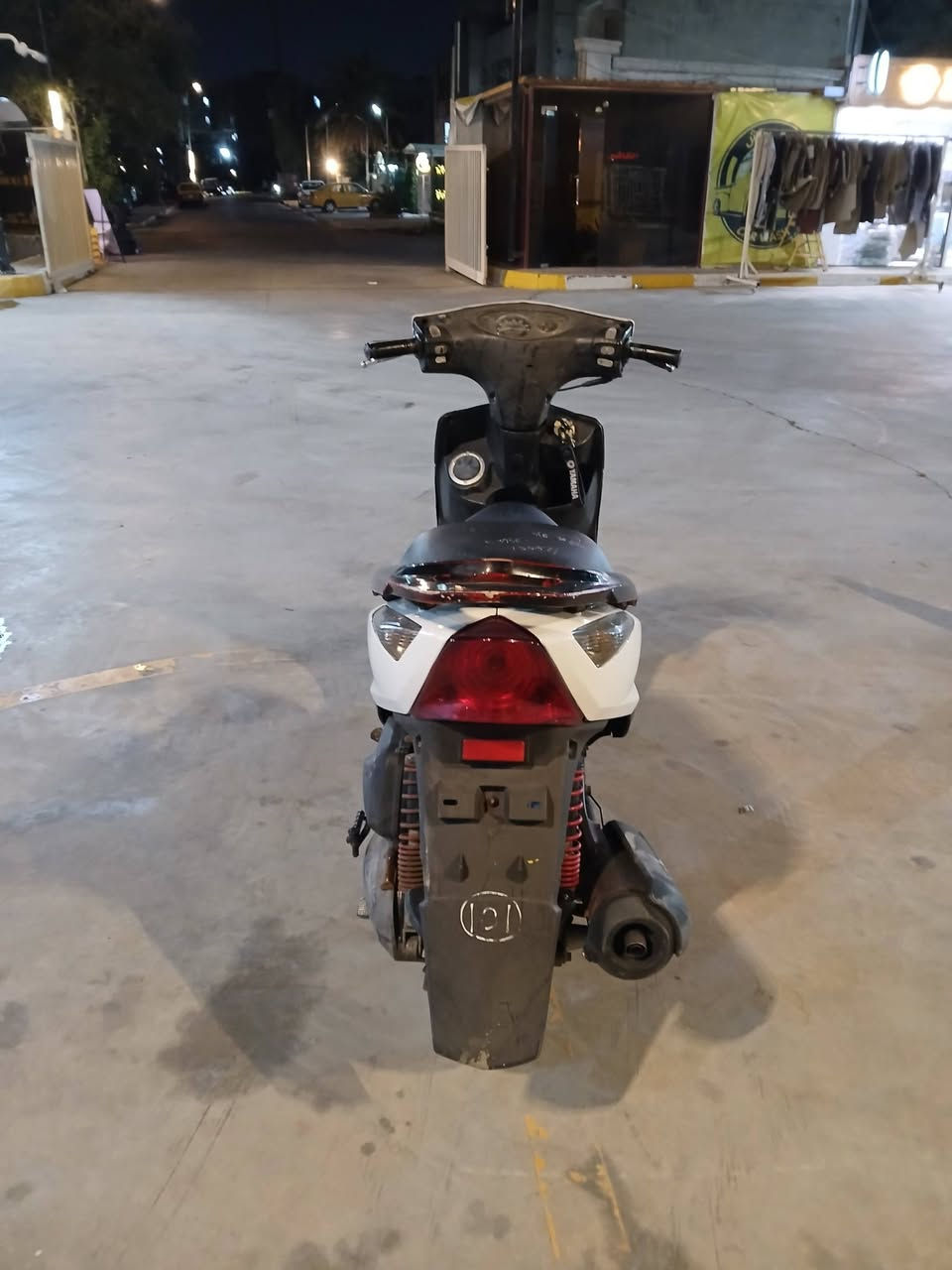 سلام عليكم ثعلب للبيع
دراجه خير من الله جاهزه من كل النواحي مكينه مكفوله ما ملعوب بيها ابد تجي وتشوف وتفحص كهربائيات شغاله حتى الكشر يخبل مايشه 16 الف كيلو حقيقي دراجه 2007 الله شاهد ما رمبه على ايدي مداريها ما صار الها هواي نازله + سلف نركه تشتغل ب اي وقت وهندر واحد ب اي وقت شلعه ومعدل تعجبك دراجه كلش حلوه صوتها ناعم كلش السعر 750 وبيها مجال للطيبين الرقم *********** العنوان شقق زيونه بيك خير وتدلل
