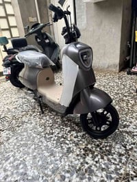 ٤ بطاريات • تمشي ٦٠ • مكاني الامين