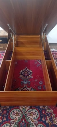 غرفة نوم • للبيع • أثاث