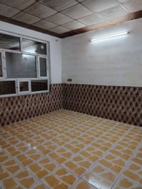 كركوك حي العسكري • ١٠٠م • طابق ثاني