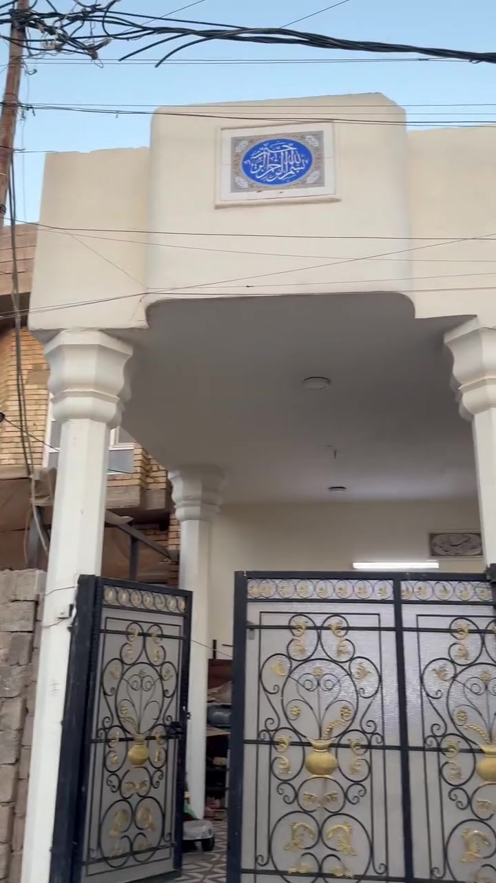 دار للبيع التأميم دواجن قرب مسجد ابا عبيدة ابن الجراح 
مساحة ٢٠٠ متر
طابق واحد 
بناء حجر 
ارضية كاشي مطعم مرمر

غرفتين استقبال صالة مطبخ صحيات داخلية خارجية 

للاستفسار 
الكبيسي للعقار والمقاولات 
التأميم صعدة ٣٠ تموز 
مجاور استوديو عبدالقادر 
***********
***********
***********
ابو زيد الكبيسي
