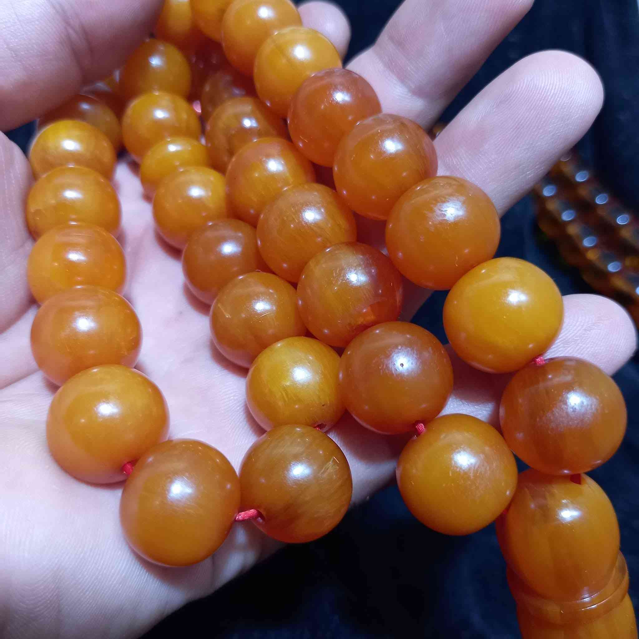 📿 سبحة سندلس باكستاني الأصلي قطعة قديمة كركوشة حياكة العنوان بغداد يوجد خدمة توصيل كافة محافظات العراق اي سؤال او أستفسار واتساب او الاتصال بالرقم
***********
