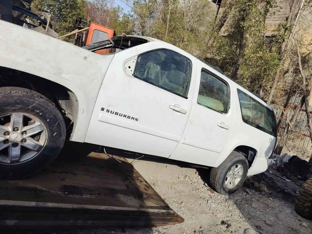 سلام عليكم سياره لبيع يوكن طويله بيه ضربه مدكر كدام سياره شقاله وقاضه كله كامله مكانه بصره ابو لخصيب ***********سعر 28ورقه
