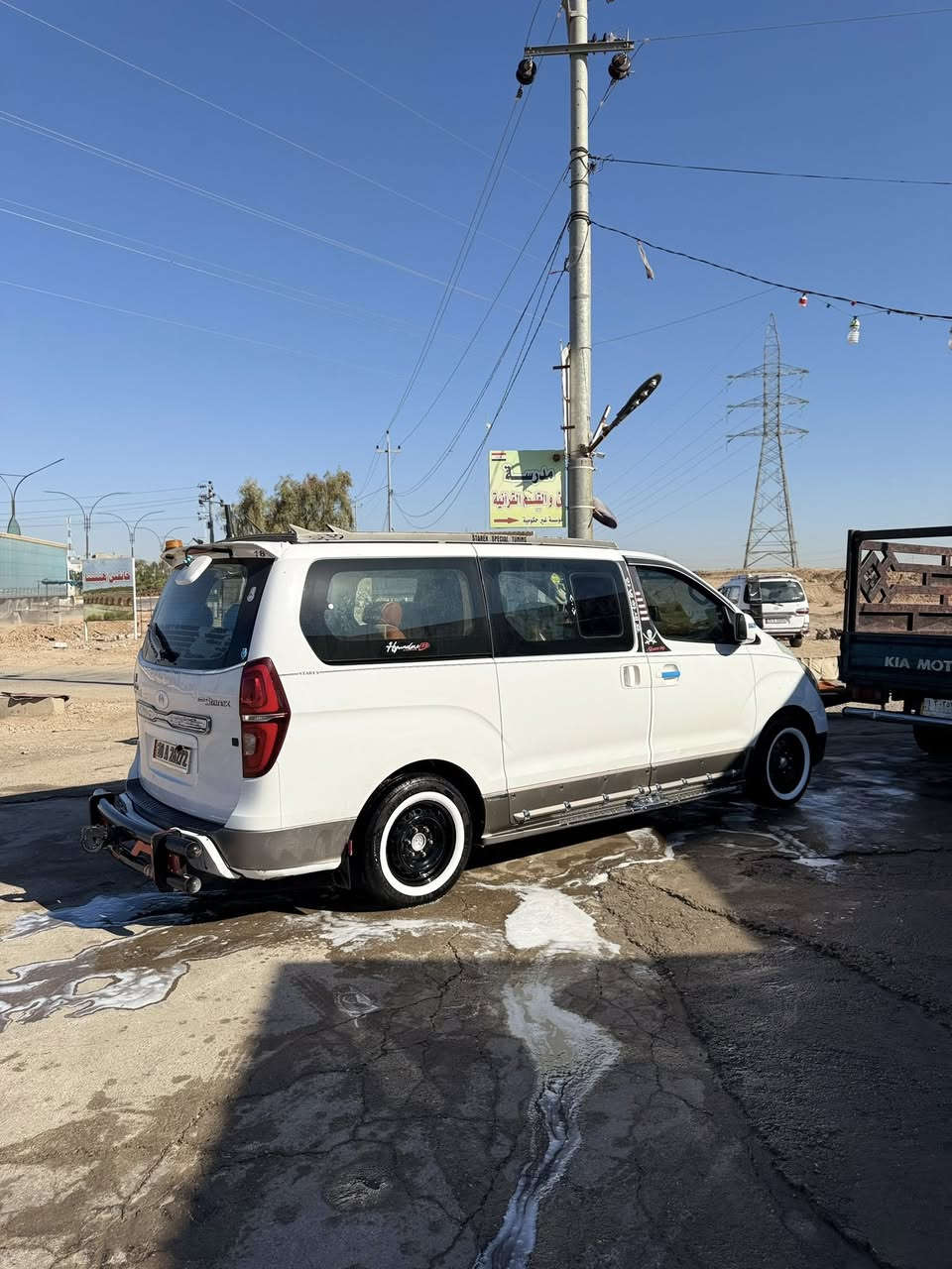 السلام عليكم ستاركس 2014 للبيع مكفوله كفاله عامه ماعده الي مئشر عليه باب وره سائق بس ذاك تكحيل كارت وسياره مصفره من كلشي وبسمي السعر 183 وبيه مجال ومكان سياره ديالى خانقين والي ياخذه بل عافيه عليه الاستفسار /*********** 
نرفع المنشور بصلاه على محمد وال محمد
