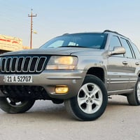 للبيع جيب شيروكي لمتد موديل 2000 مكينه 8 سلندر شلعه تخبل السياره نقصها...