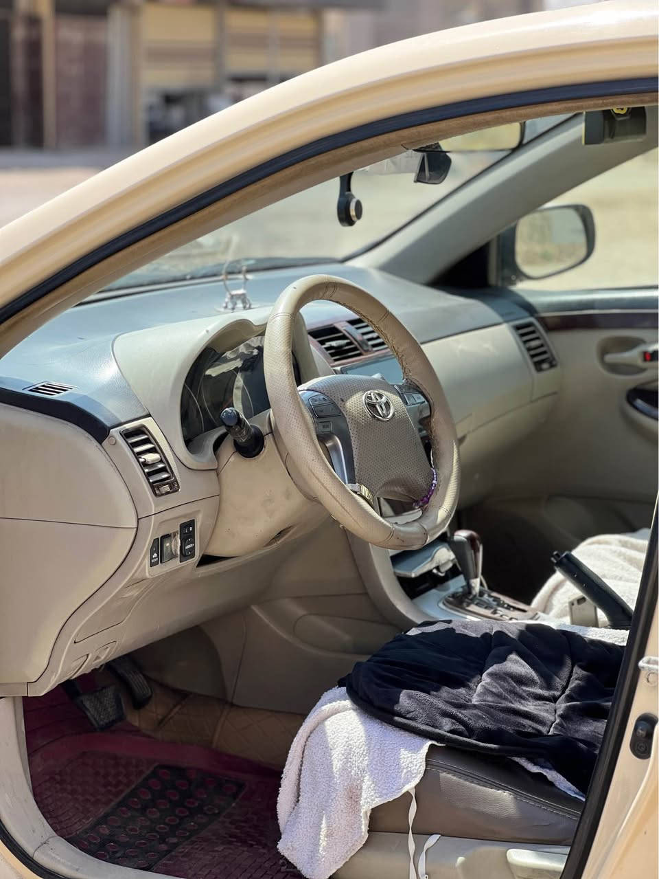 كرۆلا بیلاد تەكسی ٢٠١٢دەپارچە پێشو پشت كەپس تۆماتیك كرایتێ مەكینە ٢٠٠٧گەورەبێ مەسروفە تازە پێشوو پشتم داكرتوە چوارتایەی نوێ تازە غازێكی اتالیم بۆ بەستوە نوێ شاشە ئایپاتێكی دەرەجەیەكی لەسەرە كامێرای دواوە ئێجدی تەنها بن دۆسەی لای سایەقی سبوغە بێ ناو بۆپەیوەندی واتس ئاب *********** أربيل, العراق
