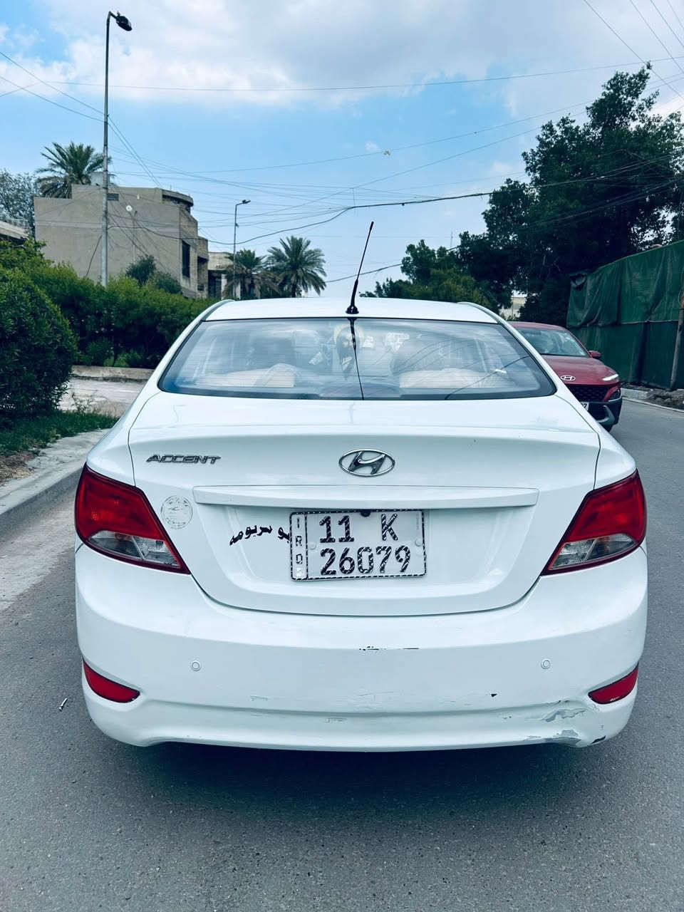 اكسنت 2016
سياره بيه باب مكينه كير مكفولات 
تخم تاير 
صدر جديد 
السياره جاهزه ومابيهة اي نقص 
وحلا من الصور 
رقم بغداد  بسمي سياره
معروضه 90
عنوان بغداد شارع فلسطين
***********
