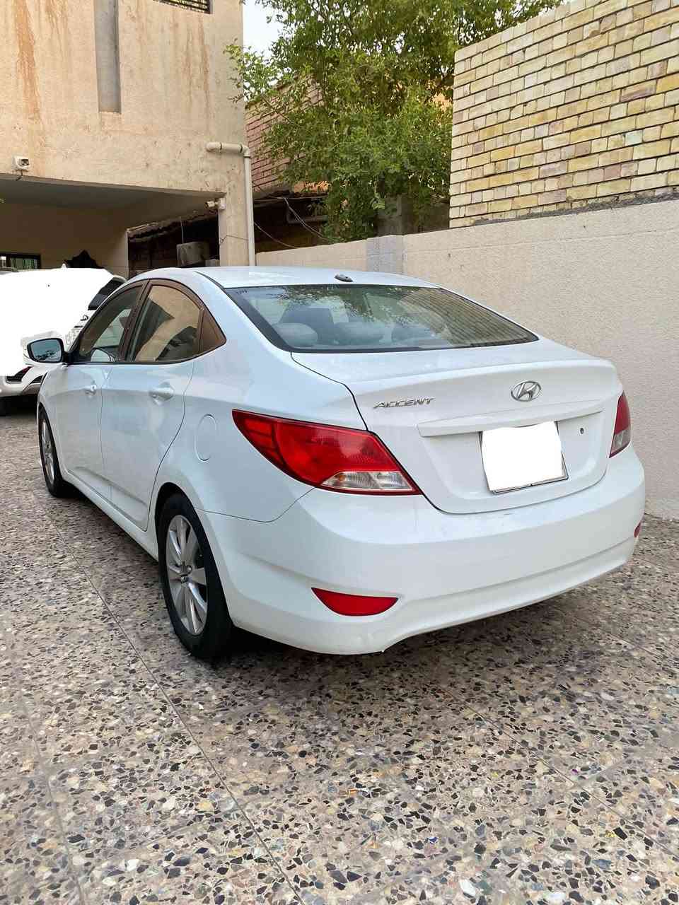 هونداي اكسنت موديل 2016 وارد امريكي محرك 1600 
  حادثها جاملغ وبنيد بدون دواخل ( لغد وشاصي مكفولات ) 
 كير محرك نظيفات،،، تبريد ثلج،، 
حدادية جديدة
السعر 73 ورقه 
للاتصال // *********** 
واتساب فقط // ***********
