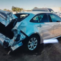 كورلا ٢٠٢٤ ماشيه ١٧ حقيق مبدل قبق جنطه مواصفات ال اي صور الحادث موضحه ...