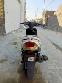 ماكس عدله للبيع السعر 350 وبيها مجال  07812979241