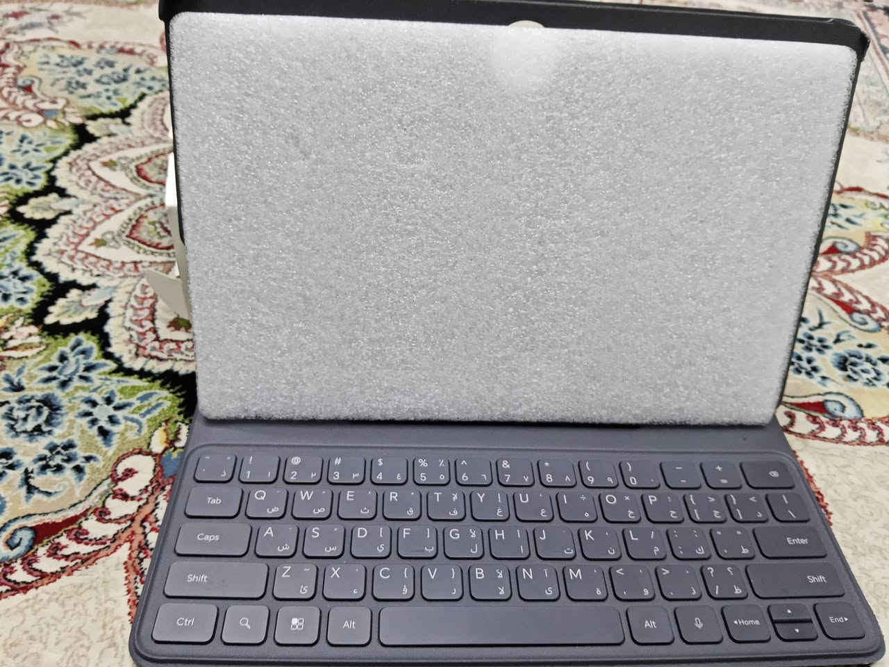 السلام عليكم 
ايباد هونر باد 9
ايباد جديد ونضافته 90%
وملحقاته كامله بدون اي نقص تفحص وتاخذ 
الدقه كلش حلوه وببجي يشغل 60فريم 
ومساحته 256 GB
وماخذه من شركه الاماني 
لاستفسار ***********
