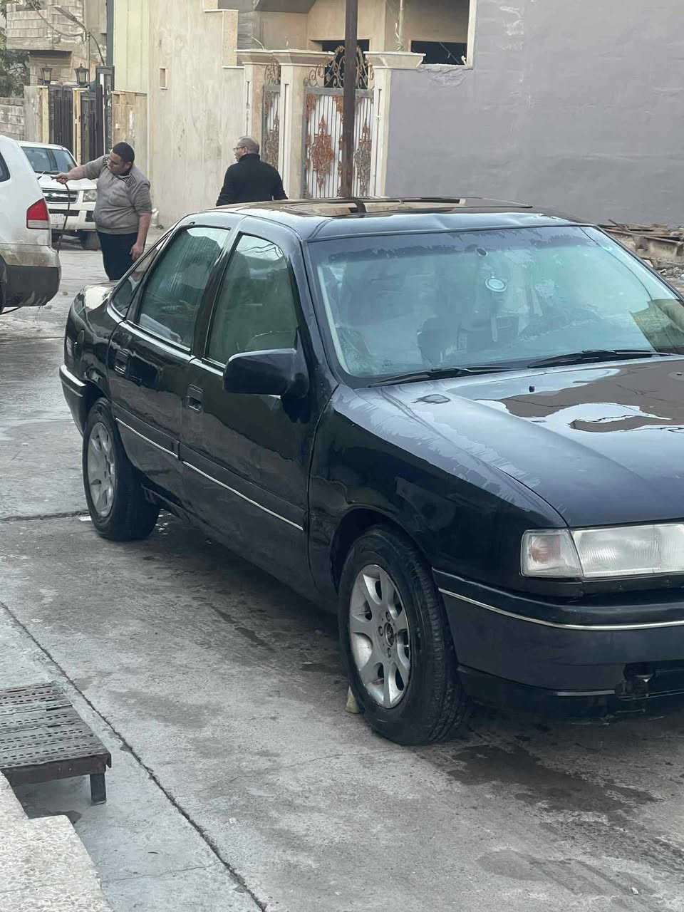 اوبل فيكترا حجم 20 محوره كابريته مال 16 سياره نظيفه وحلوه وجاهزه الرقم باسمنا كربون طخته شامله الامامي طاخه شويه شاصي ومعدله ومرتبه سياره حلوه السعر 37 وبيها مجال*********** العنوان موصل حي الفلاح الثانيه
