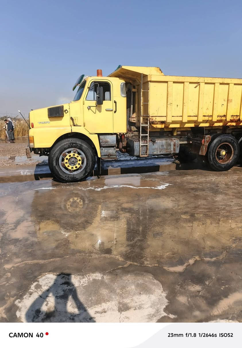 سلام عليكم فالفو للبيع موديل 80 رقم بغداد محرك جديد لاصرف ولابخار كير 4/4 فقسه واحده اكسلات مكفوله تخم تاير  سياره خير من الله ستفسار ***********/***********
