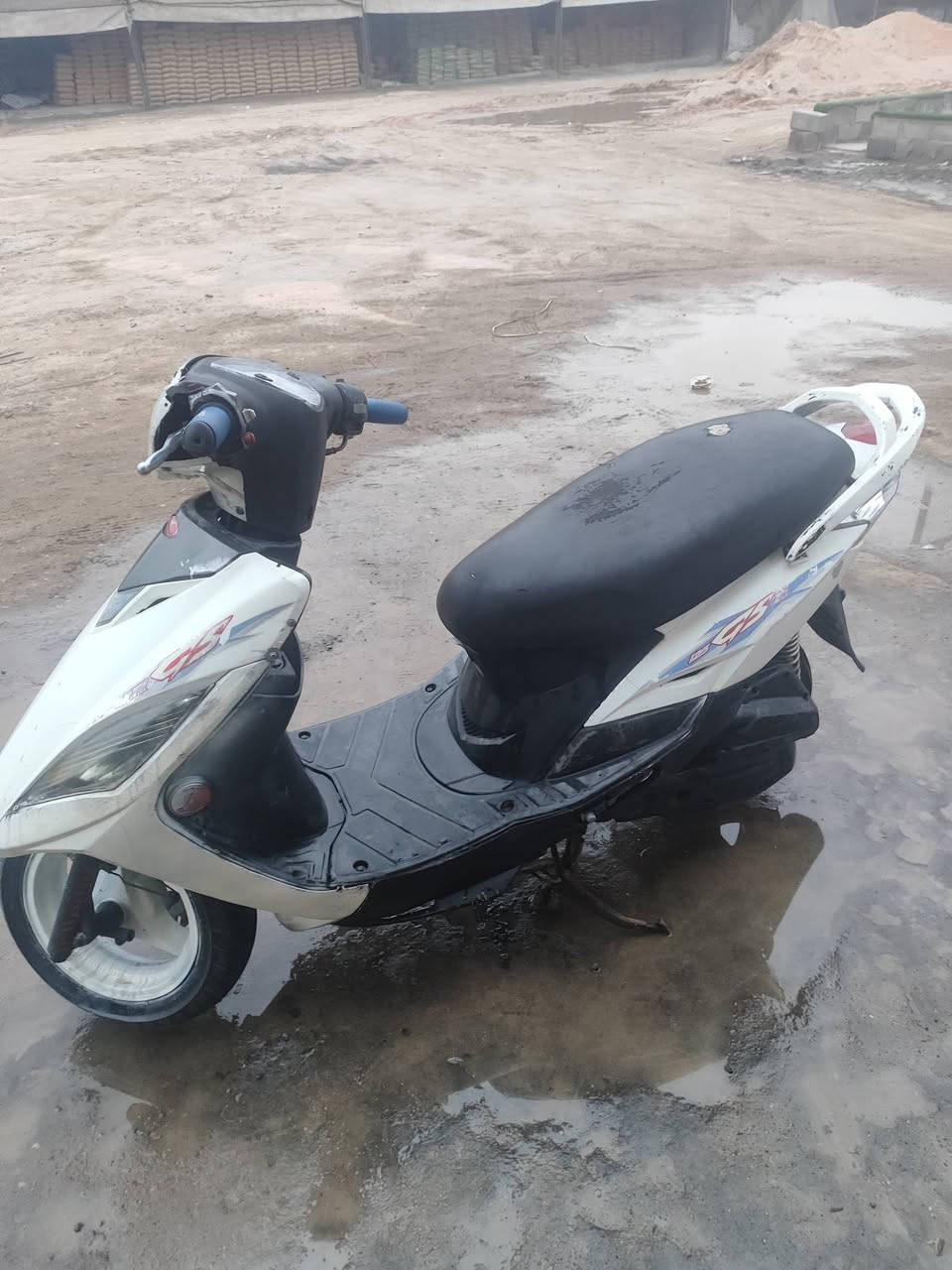 دراجه كامكو للبيع وتفاصيل وسعر خاص و لمكان ميسان العماره ابو رمانه للاستفسار ***********واتساب
