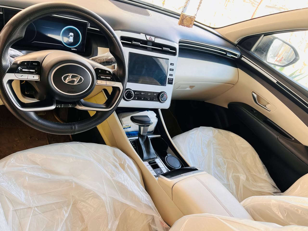 ‏توسان 2024
‏
‏ فووول مواصفات مكفوله كفاله عامه ما بيها قطرة صبغ
‏اخت الزيرو ماشيه  ١٧   الف  رقم بغداد و باسمي تحويل ثاني يوم 
‏السعر  ٢٢٥  وبيها مجال 
‏المكان بغداد  التاجي _  منشأة نصر 
‏  ***********     /    ‪***********
