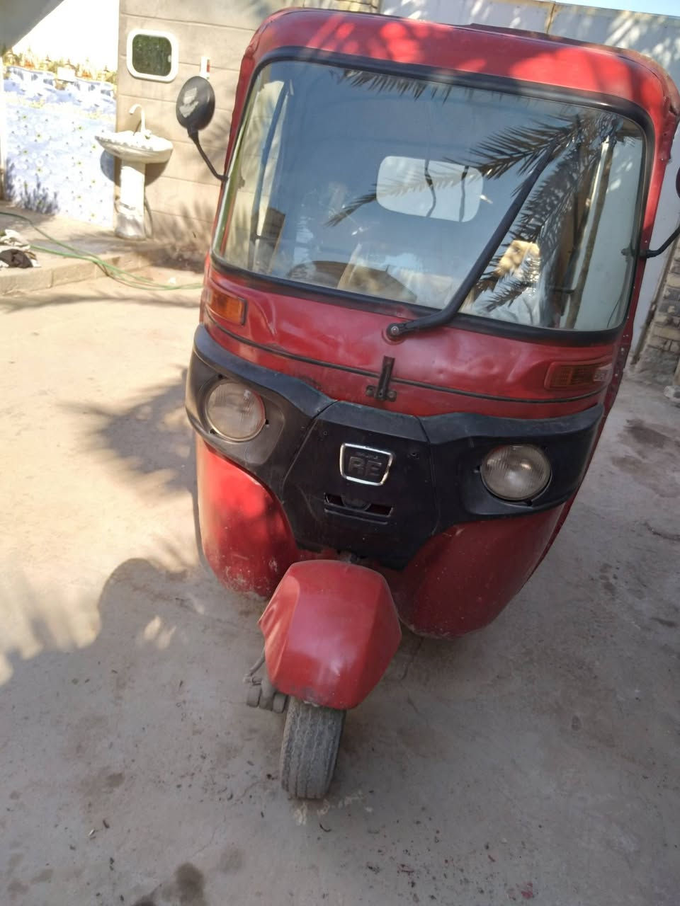 السلام عليكم تكتك موديل 2017 تكتك نضيفه كلش باتري جديد تكتك معمره ومصبوغه وراقه اصوليه بدايه تبخير بيه سعره 2600 وبيه مجال حك الجيه تكتك كلشي مابيه واني جاي طلع بيه الشغل مكاني بغداد المشتل ***********
