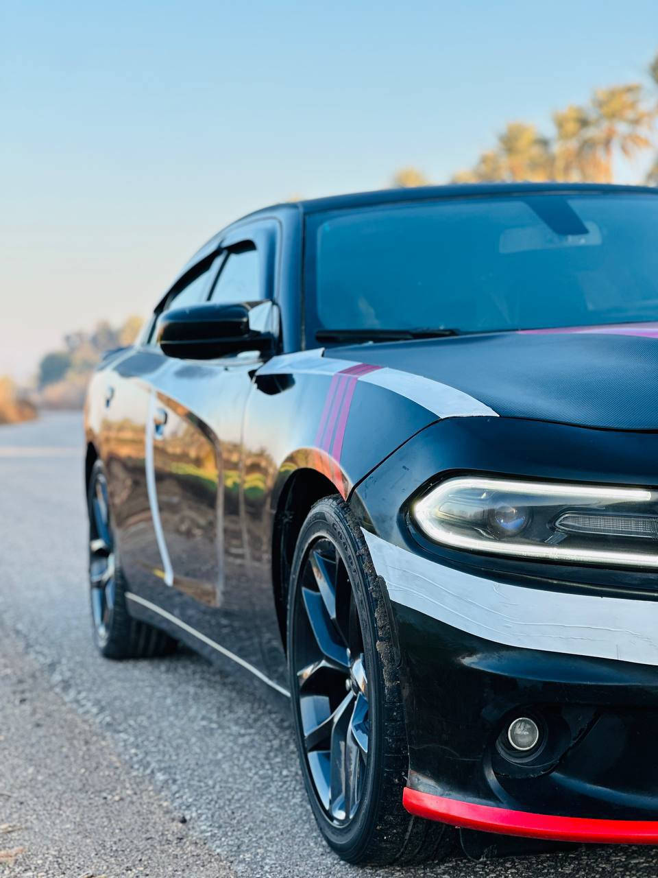 السلام عليكم للبيع جارجر موديل2017  مكينهV6 
3.6 سلندر وارد امريكي رقم دولي بغداد سيارة بسمي هزة جديدة  SXTالمرغوب تو ويل سيارة  كشنات حضن كهربائيّ شاشه كار بلي تحكم سرعه  منضونه زنون   سيارة مال جناي ع ايدي مكينه جديدة كير جديد حداديه اماميه وخلفيه جديدة  تخم تاير مصار شهر من شادة ويل حجم 20انج     حادثهة قطقتين جاملغ امامي وخلفي لا لغد ولاشاصي دواخل مابيهة 
سعر 173وشراي عيوني الة 
مكان سيارة بابل ***********
