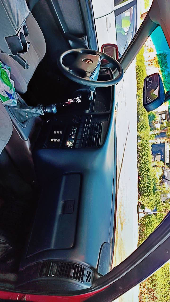 السلام عليكم 
سياره اوميجا 
جير عادي 
الماكينه حجم 20 
رقم نينوى 
اي استفسار تواصل على الارقام 
***********
*********** 
***********
