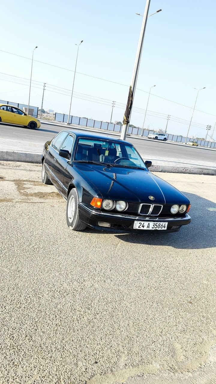 👇🏻👇🏻
بي ام موديل 1993 محرك 6سلندر كير حداديه جديد تخم تايرات جديد مصبوغ حزام بدون دواخل كرهبايات كله شغاله تشغيل عن بعد داخل جلد فتحه تبريد ثلج مسجل شاشه  تحولي مباشر سعر 55وبيه مجال قليل مكاني كربلاء المقدسة 
***********
