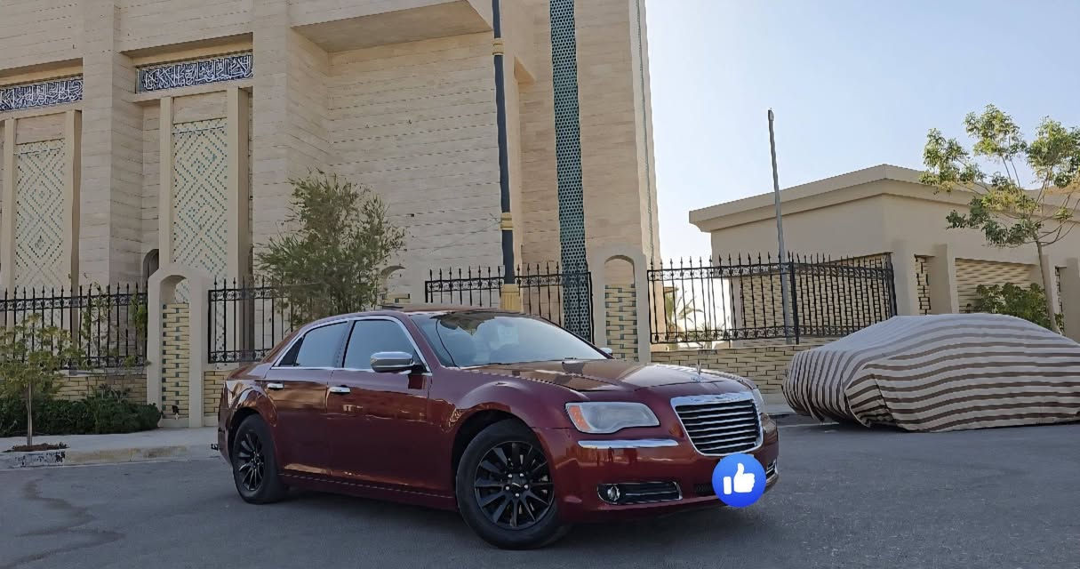 ٢٠١٤ اصل بانوراما 
محرك ٣.٦ 
ولا كلوب بالدشبول حجر بيئة موجود بلادي ماشية ١٥٥ الف
كير محرك كهرباء شواصي لغد ايرباك كله مكفول شرط الفحص
بجم كبس بيها باب خلف العبري وبيها شوي بارد
رقم بغداد الجديد باسمي 
سونار وحادث كل شي موجود خاص 
مراوس فقط شعندك مراوس جارجر لو جالنجر لو اوباما غير لون دزلي خاص 
***********
الديوانية
