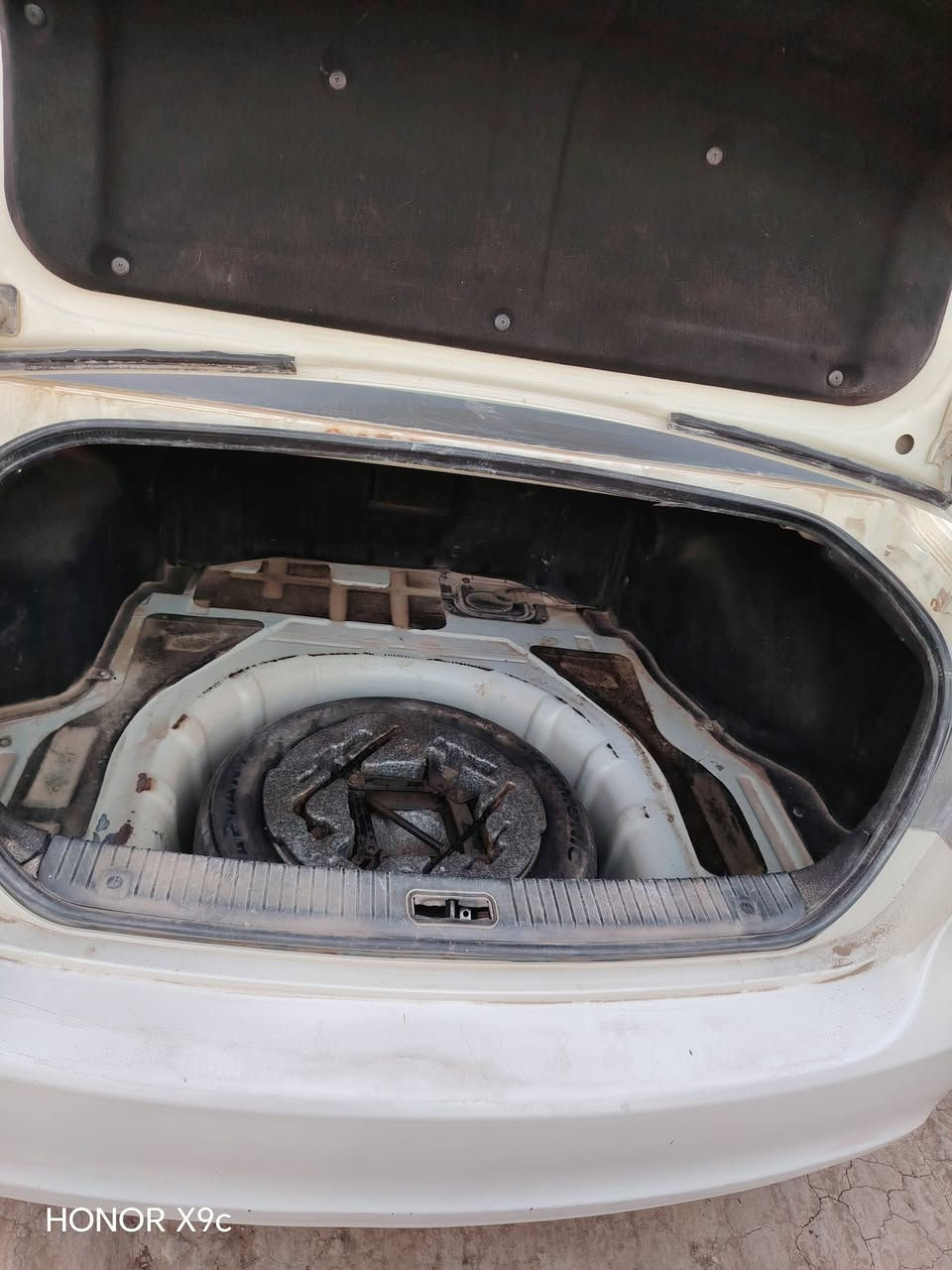 السلام عليكم اوبتما موديل 2009  الرقم قادسية مكينة وكير حداديه جديده خليجي   السعر 97  الرقم الهاتف     ***********
