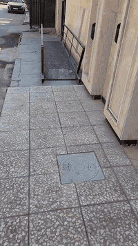 السلام عليكم الدرج للبيع قياسه ٥ امتار جكر بليت للاستفار *********** عنوانه الدوره
