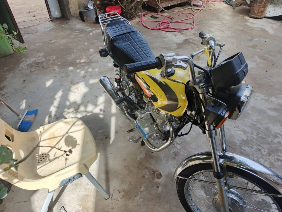 السلام عليكم دراجه اوراق ٢٠١٤ انيرجي شلامچه
كامله من كلشي فاو, البصرة


**إذا كنت صاحب هذا الإعلان وتريد حذفه لأي سبب، رجاءا أرسل رسالة إلى الدعم الفني**