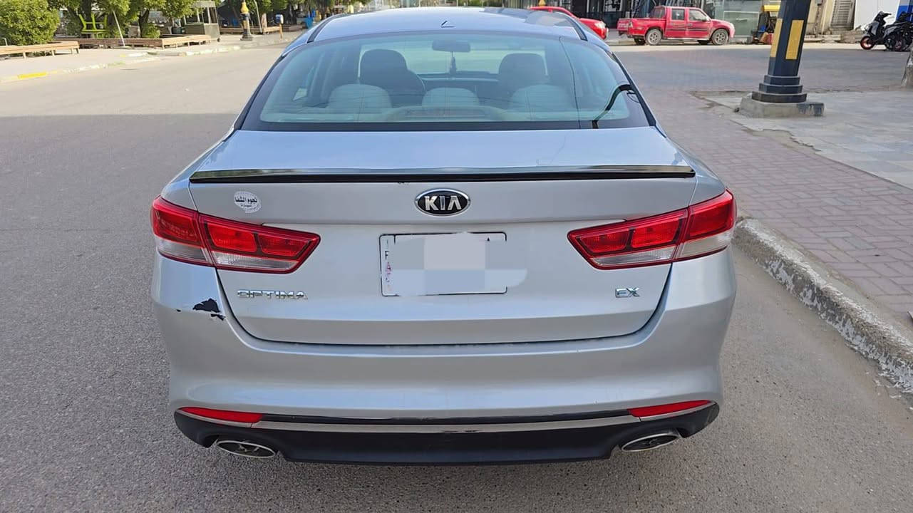 السلام عليكم 
كيا اوبتيما 2018 خليجي مكفوله 
رقم مثنى حره تحويل مباشر
محرك 2400
سياره جديده ع وضع الشركة 
السعر 140
تفاصيل أكثر الاتصال 
***********
