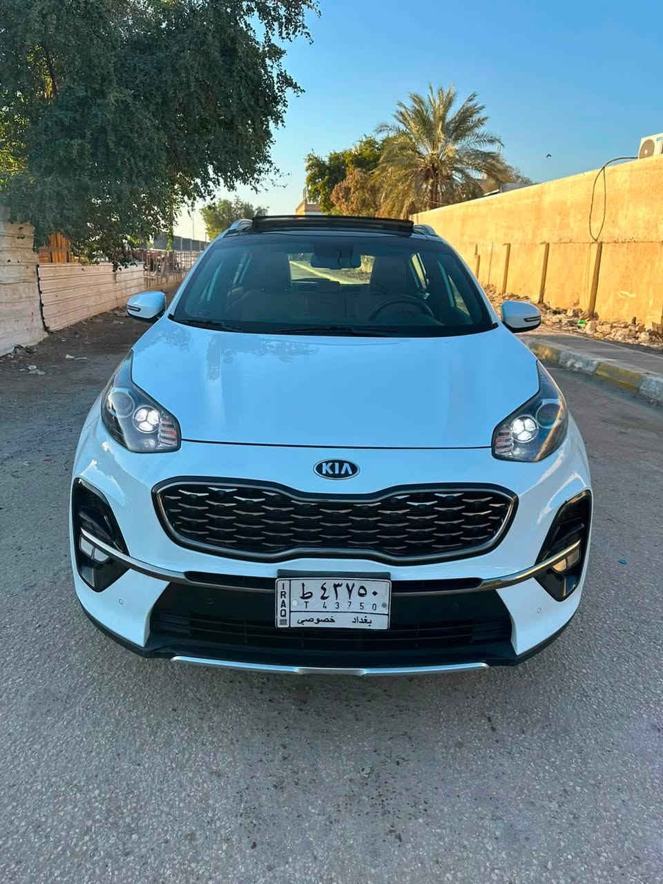 للبيع كيا سبورتج موديل 2020 
فول مواصفات GTlin 
رقم بغداد 
ماشية 85.000 كم متر
 السيارة باسمي مكانها بغداد 
السعر 200ورقة
هاتف ***********
