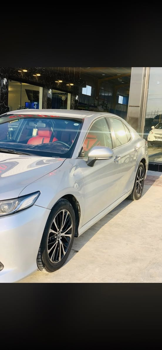 كامري 2020 LE خليجي داخل احمر رقم اربيل السياره مابيها صبغ فقط بارد حك شبر ب جاملغ الخلفي السعر 183 وبيها مجال اتصل وادلل للشراي ***********
