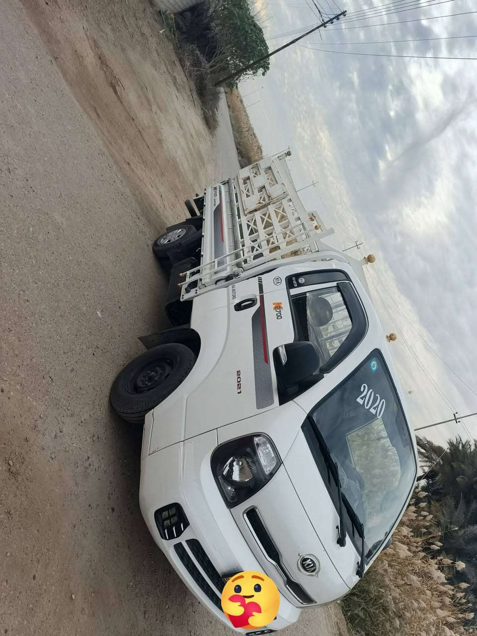 للبيع كيا ٢٠٢٠ رقم بغداد انكليزي سياره جديده بمعنى الكلمه  كير ومحرك واكسل وتخم تاير كله جديد العنوان الرمادي جزيره الخالديه الهاتف ‏‪***********. سعر خاص
