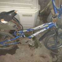 بايسكل مشاكس • يحتاج تصليح • نفخ تايات