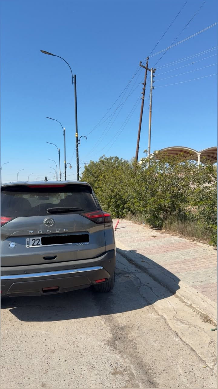 2023 نيسان روج 
بدون ارباك بدون شواصي بدون دواخل 
حادثها مرفق داخل المنشور 
تحويل وكاله ثاني يوم 
بسعر مناسب جداً 
ممتواجد ع الفيس اتصال 
واتس او خط وتدلل
***********
