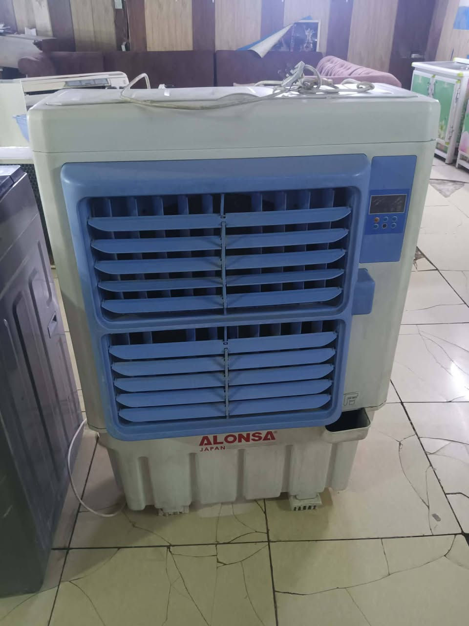 اغراض بيت كلش نضيفات للبيع مابيهم اي ضرركلمن وسعره للاستفسار على الخاص


**إذا كنت صاحب هذا الإعلان وتريد حذفه لأي سبب، رجاءا أرسل رسالة إلى الدعم الفني**