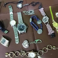 ساعات • ١١قطعة • شغّال وعاطل