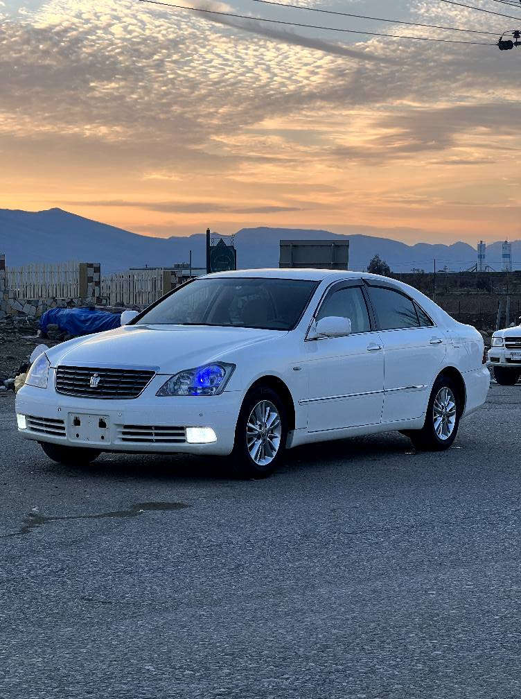 سەرەتا بەناوی خوای گەورە
 شاهینەی ڕۆیاڵی ساج مەلەکی 
٢٠٠٧ ی بەسمە ڕەساسی 
١٨٠ ی گێڕ گەورە 
سێ دووگمەی پەردە 
سەیارەکی زۆ جوان و ڕێکە حاسەو ڕادار و هەمو شتێکی ئیش دەکا و بێ کێشەیە چوار تایەی لۆک لۆکی لەسەرە مەسرەف کراوە بەس برێکی نەبەستراوە . 
بەشەرتی فیتەر دەی فرۆشم 
سیعری ٥١ گەڵاو معامەلە
شوێن ..قەڵادزێ
ژم٫ ***********
ا....***********
وەتسئەپ و ڤیبەری لەسەرە . بشدار, السليمانية
