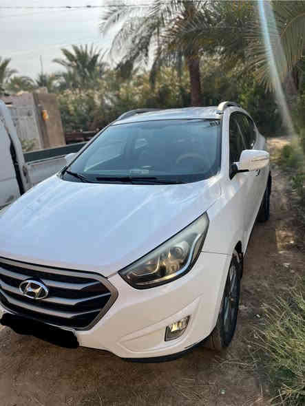 السلام عليكم توسان لل بيع موديل ٢٠١٥ سياره خير من الله مكفوله كفاله عامه السياره بسمي 
السياره بيها كم شخط موجود وياها سونارها تفحص تقتنع 
االشراي فقط يتصل البياع شره امشي عليك الله لا تكسر بحلال العالم تصل ***********
