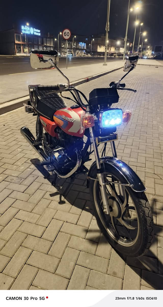 السلام عليكم شباب دراجه انرجي مديل ١٩مكينه 5نمر سموها غطاس مكينه كاضه ابيع عله خطته دراجه رقم وسنويه بسمي نضافه شوفت عينك استوه نافضه كله العلوان البصره القديمه سعر 1400قفل شراي هله بي مو شراي لا تعبني  ***********
