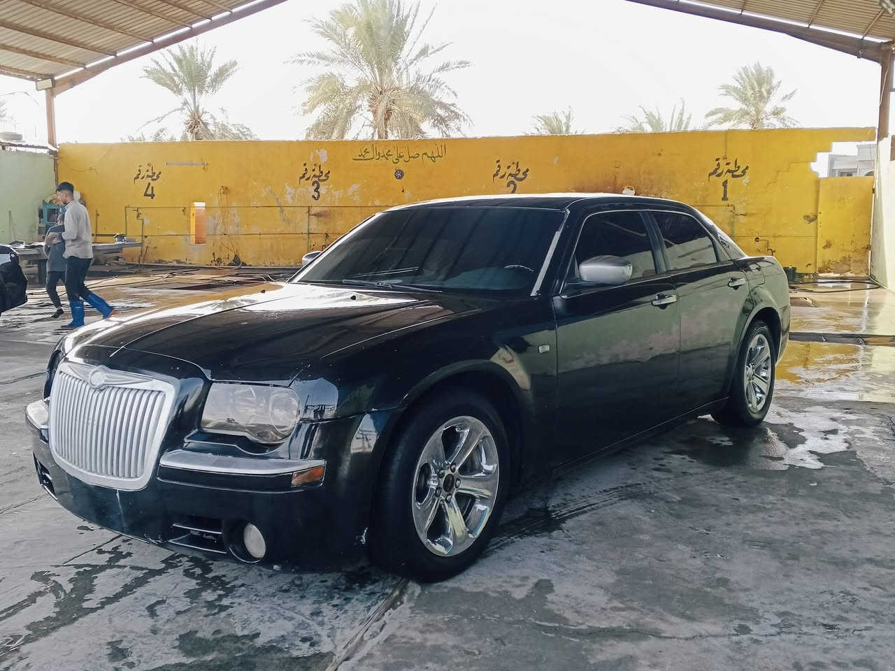 للبيع او للمراوس  كص قمارة فقط قمارة بلادية سودة صبغ مكان كص فقط 
2010 هيمي فول موصفات متومه شمالي 
بيه كازكيت شغاله وتمشي مابيه شي كير مكينه كفاله 
مكانه واسط الصويرة 
***********
45 وبيه مجال
