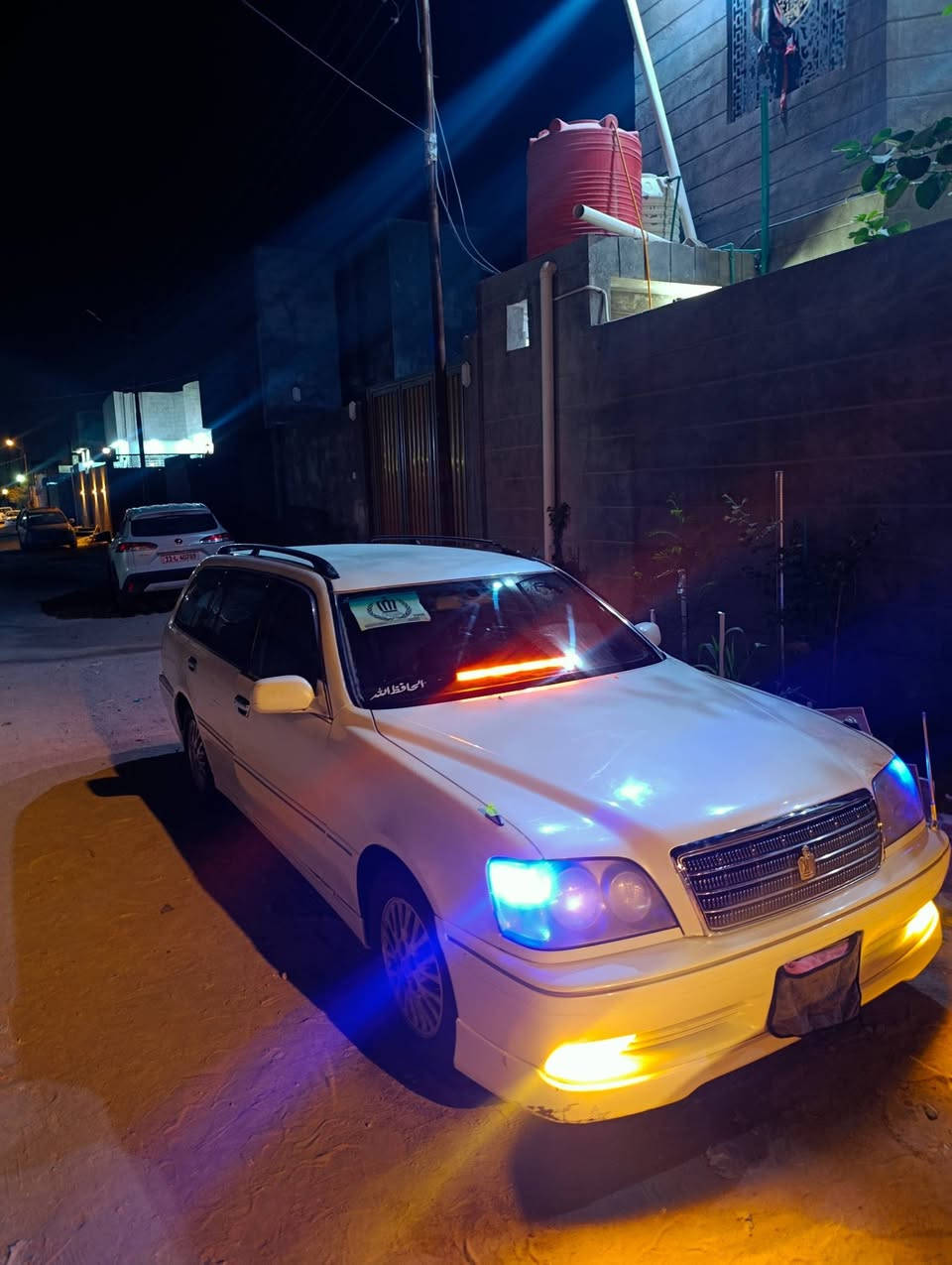 سلام عليكم جنون ستيشن موديل 2002
ادوات ادوات متؤمه على الشاصي دكمتين فول ما عده الفتحه كصه جنطه مكينه ديفور الجبير تبريد شغال 🥶 أربعة جام اوتو اربع كشنات كهرباء  السعر 35 وبيها مجال ترهم مراوس  مكاني البصرة 
***********
***********
