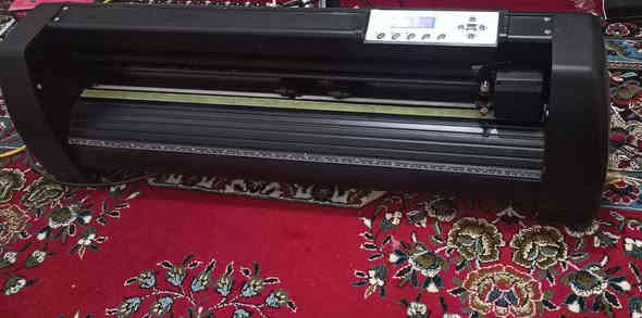 جیهازی بڕینی لەزگە ئیش ئەکات بێ کێشە تەنها سیدی تەعریفی لەگەڵ نەماوە ، قیاسی ٦٠ سم... نرخی تەنها 30 هەزار ..*********** السليمانية
