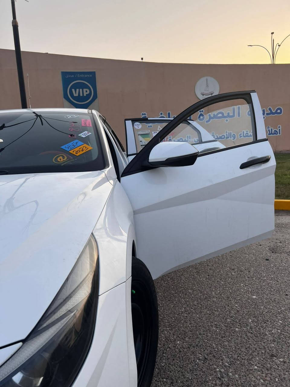 سلام عليكم الانتره افانتي موديل ٢١ فول عده الفتحه كفاله عامه عده طخه موضحه بصوره زغيره حيل  السياره  معوقين بغداد بعد سنه تصير حره كامله مكمله مكينه ١٦٠٠ دبل نوزل بكاني بصره حي جامعه قرب مستشفى الطفل وهاذا رقمي ***********
