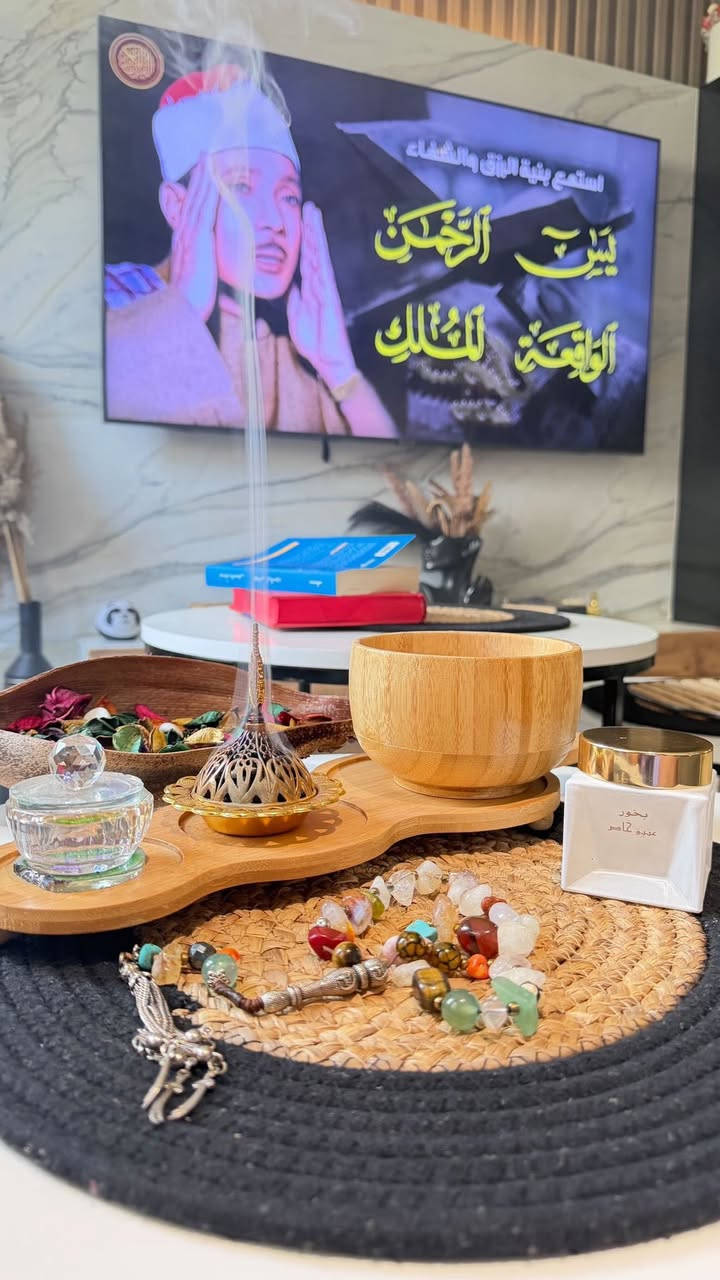 مع بخور بيت النجار !
تستمتع بأجواء من الفخامة والراحة مع بخورنا المميز المصنوع من أجود المكونات العطرية المختارة بعناية. يمنح المكان عبيرًا دافئًا وجذابًا يملأ الأرجاء برائحة راقية تجمع بين الأصالة والتميز. مثالي للمنازل والمجالس والمناسبات الخاصة، مع ثبات يدوم لساعات ليترك انطباعًا لا يُنسى
#العتبه
#بخور
#ياحسين


**إذا كنت صاحب هذا الإعلان وتريد حذفه لأي سبب، رجاءا أرسل رسالة إلى الدعم الفني**