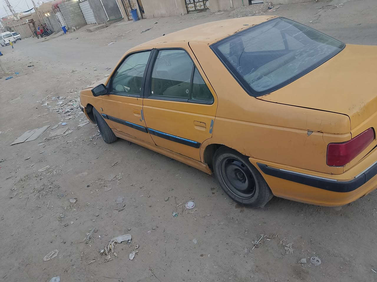 بيجو أكد محدثة بارص كير ومحرك كفالة تبريد شغال حدادة أمامية حلوة خلفية تعبانة راعي بيهة انطيك رقم الولد الخذيتهة منه هوه يوديك اله موديل ١٦ كشر شوفت العين بيهة لكاط خياس هيئة وغرامات عل ليشتري ب١٨ وبيهة مجال ***********
