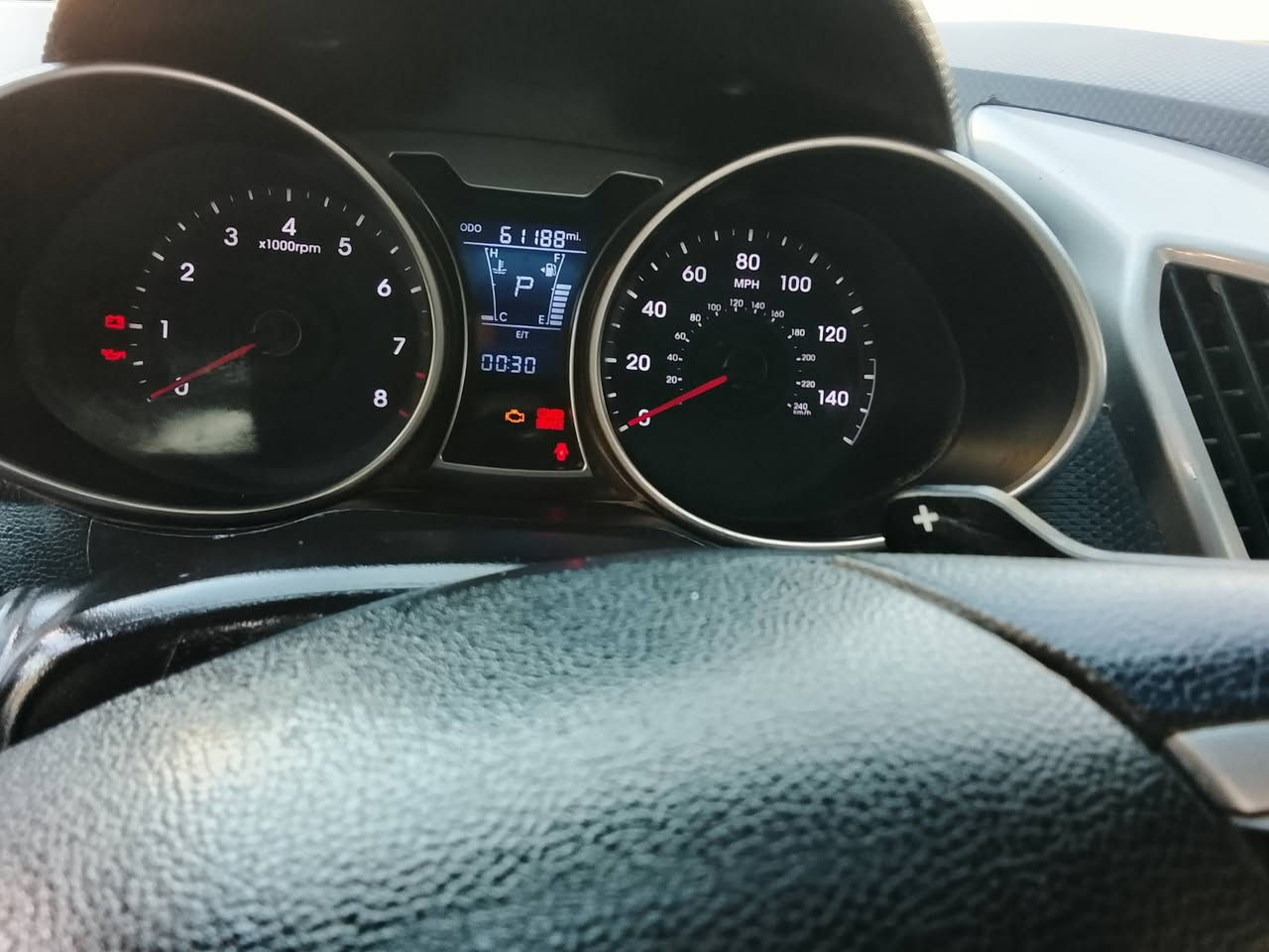 فولستر 12 رقم بغداد بأسمي
ماشيه 61 الف امريكي ضربتها جاملغ 
محرك 1600gdi

سعرها 75ورقه مكاني ديوانيه 

***********
