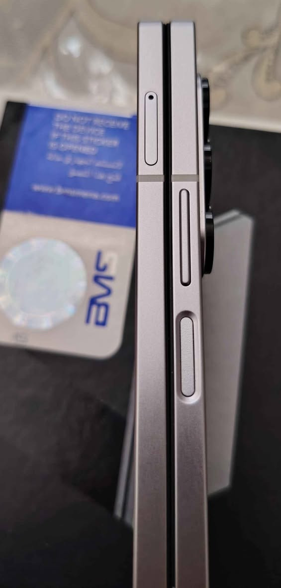 للبيع سامسونج جالاكسي z fold 6 تيتانيوم شرق أوسط
نظافة الجهاز 100% 
ملحقاتة كامله + كفر سامسونج اصلي و قلم 
مكاني بغداد
خاص مفتوح بغداد, العراق


**إذا كنت صاحب هذا الإعلان وتريد حذفه لأي سبب، رجاءا أرسل رسالة إلى الدعم الفني**