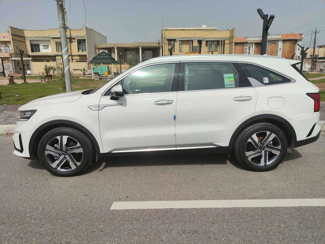 بسم الله الرحمن الرحيم 🤲
كيا سورنتو 2023 خليجي وكاله الدوليه
سته سلندر V6 حجم المكينه 3.5 ماشيه 18000 الف   السياره كفاله من كلشي كير ومحرك مكفولات  رقم دولي بصرة  باسمي السيارة
المواصفات:
لايت أربع عدسات
جنطه كهرباء ذكيه
حساسات أمانيه وخلفيه
7 راكب
كير ماوس
كراسي 2 كهرباء
بصمه ابواب ودخول ذكي
مرايا كهرباء مع اشيار
ويل حجم 19
بردات خلفيه بلاديه
تبريد 3 قطع
4 انضمه قياده
شاشه جبيره
شاحن واير ليس
لايت وبك لايت ليد
تحكمات ستيرن
شفتات كير بالستيرن
اوتو هولد
وهواي مواصفات غير مذكوره….
مكاني البصرة
سعر السياره : 310  ورقه وقابل للتفاوض
للاستفسار *********** البصرة, العراق
