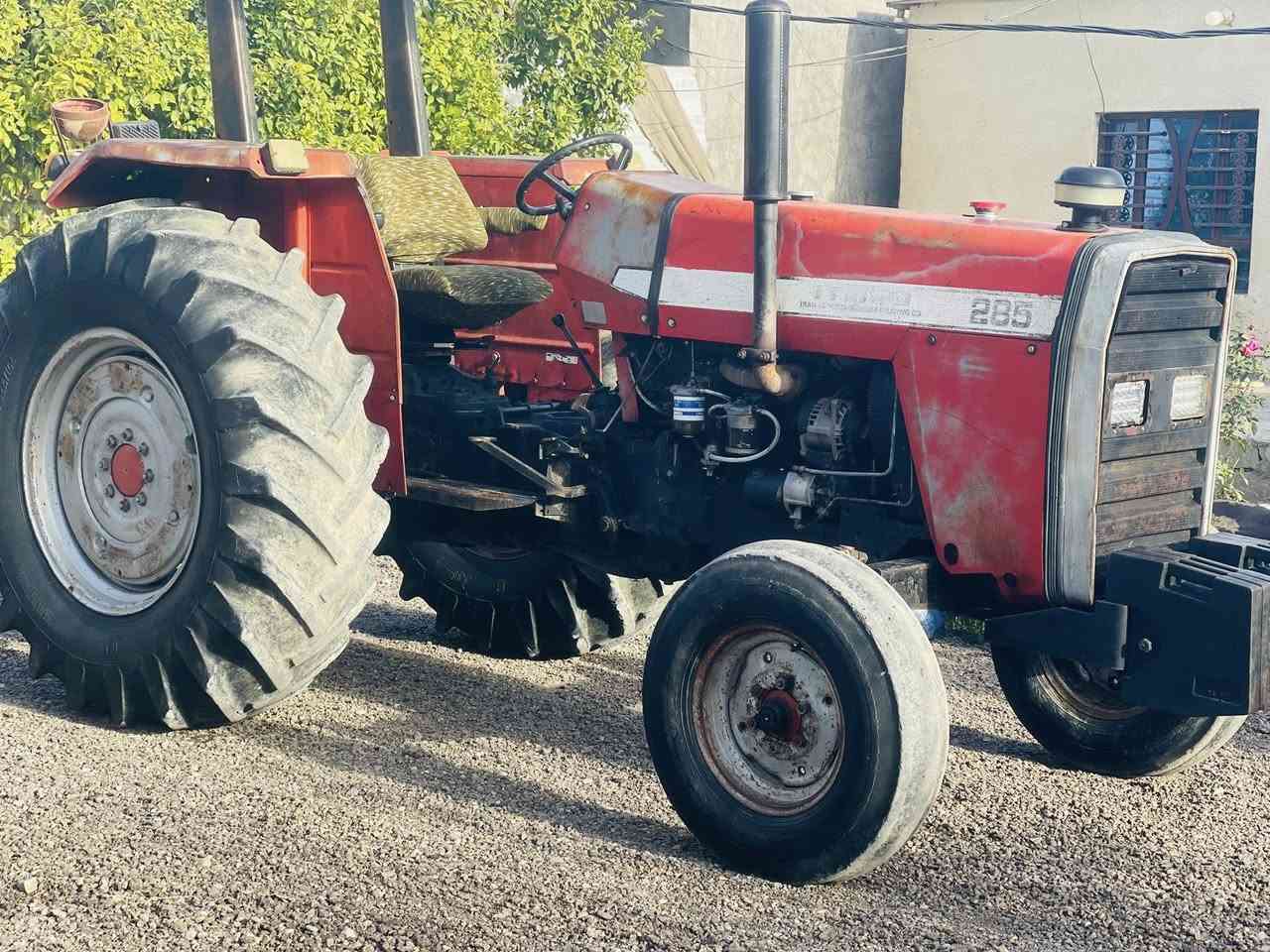 سلام عليكم ورحمة الله وبركاته مكينه إيراني موديل 2009 مكينه نضيفه خير من الله بدون تحويل السعر خاص 
***********
***********
