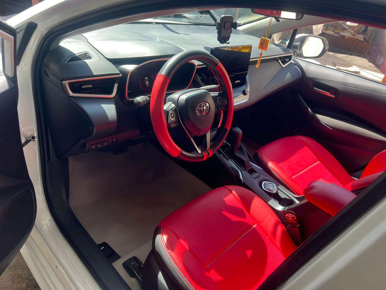 تيوتا كورلا 2025 الشكل الأمريكي زيرو رقم بصره مال اقصاد مقترض و كفيل مدوشمه عام كفاله عامه الولد المقترض جيرانه و خوش ولد يسدد المكان البصره المعقل للاتصال *********** البصرة, العراق
