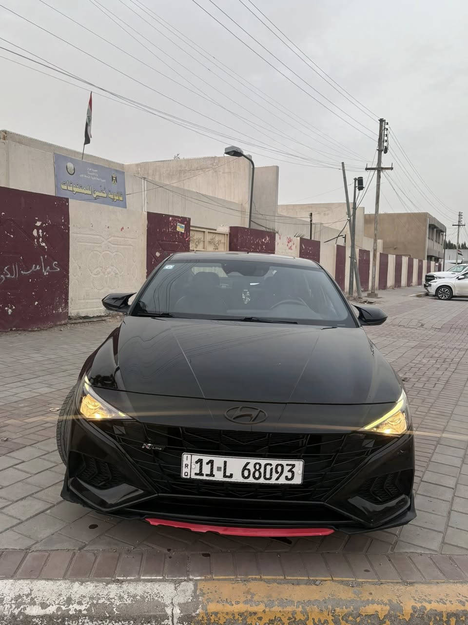 Iالسلام عليكم .

𝐇𝐘𝐔𝐍𝐃𝐀𝐈 E𝐋𝐀𝐍𝐓𝐑𝐀 2022 𝐍 𝐋𝐈𝐍E
 مواصفات فووووول النترا ان لاين N line 2022  بدون ايربااااك ..
كير اتوماتيك دبل كلچ ٧ نمر 
السيارة كلش نظيفة وصارف عليها ماشية 58ميل
 
حادثها كلش خفيف جاملغات خلفية ومصبوغات قطع يعني لا مباوك وية والتكمة ولا شي ع كد الجاملغات بدون مباوك وطلع بيها البنيد كلير بدون حادث ولا تبديل البنيد نفسة بس مضروب كلير الشواصي مكفولة ولا ايرباك طاك بيها السياره
(رقم بغداد الجديد انكليزي).
 فول مواصفات
محرك 1600 تيربو 🚀🚀🚀 
- شاشه كار بلي و اندرويد 
- اوتو ستوب توقف ذاتي 
- تشغيل عن بعد 
- بصمه 
- بصمه ابواب(لمس)
 ‎شحن وايرليس-
-تدفئه كشنات
- فتحه سقف سلايد
- شفتات ستيرن رياضي
- كشنات جلد مع شعار N+ كشن كهربائي
- يده كير + الستيرن شعار N
- رادار جانبي نقطه عمياء 
- رادار امامي وتوقف 
-تحديد سرعة
-تحديد مسار
-قيادة ذاتيه
- رادار خلفي
- هاندبريك رياضي 
- أنظمة قياده 3 وضعيات (Normal sport smart)
- لايت LED خلفي 
- ويل حجم 18
- نظام (Navigation)
- كشن السائق كهربائي
- صندوق الخلفي بصمه 
- نظام ترحيب عند الاقتراب
- 

مكاني البنوك 

السعر 146
***********

